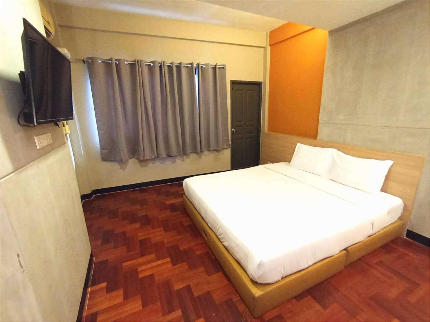 Go Inn Bts Surasak Silom Bkk โกอินน์ บีทีเอส สถานีสุรศักดิ์ Bangkok Luaran gambar